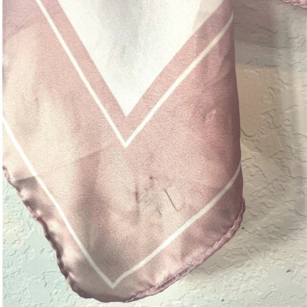 Glossier G Pal Pink Silky Scarf Limited Edition Holiday 2020 Logo